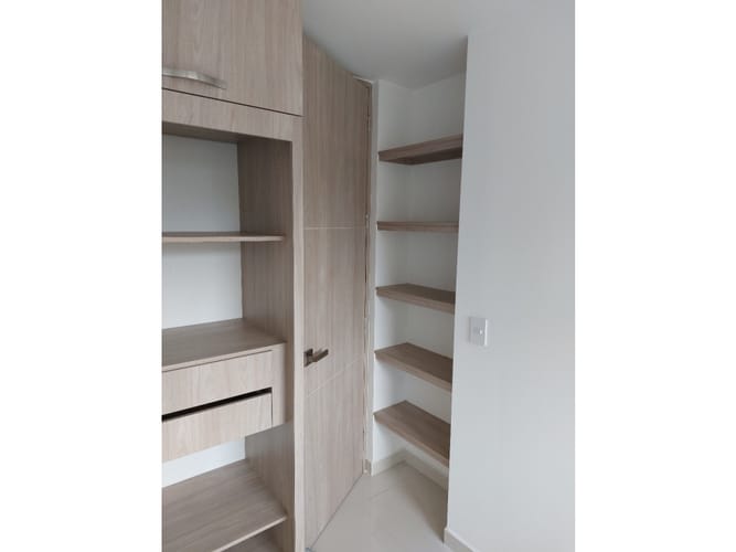 Apartamento de 2 alcobas en venta en Villas Del Carmen, Envigado, 66 m² · foto 11 de 24