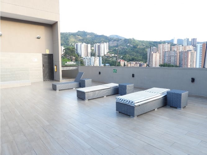 Apartamento de 2 alcobas en venta en Villas Del Carmen, Envigado, 66 m² · foto 20 de 24