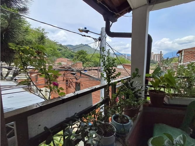 Apartamento de 3 alcobas en venta en Belén Rincón, Medellín, 65 m² · foto 1 de 8