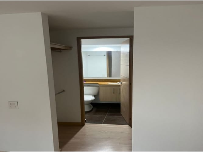 Apartamento de 3 alcobas en venta en Betania, Sabaneta, 75 m² · foto 12 de 23