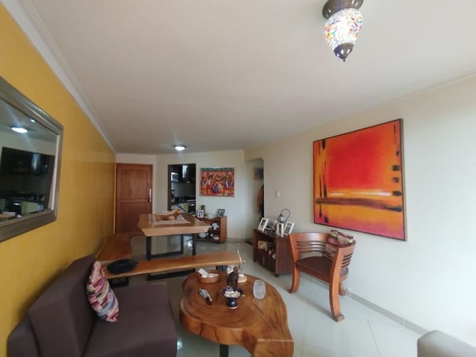 Apartamento de 3 alcobas en venta en Los Angeles, Pereira, 90 m² · foto 2 de 11