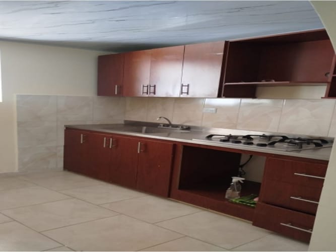 Casa de 3 alcobas en venta en Carmelo, Bello, 102 m² · foto 2 de 22