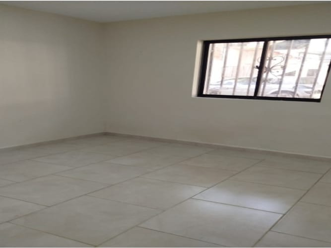 Casa de 3 alcobas en venta en Carmelo, Bello, 102 m² · foto 11 de 22