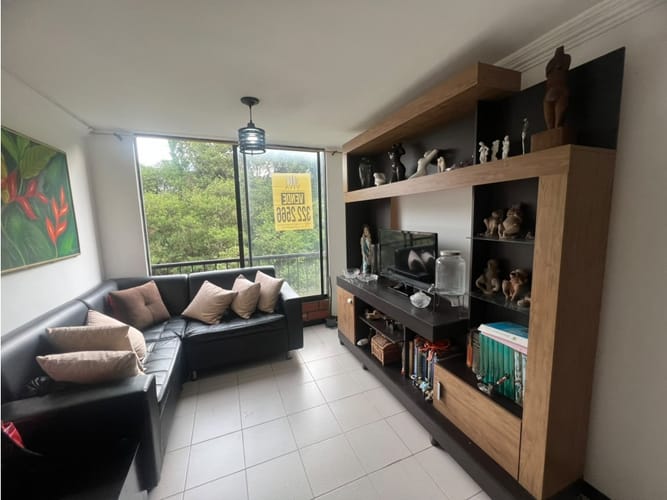 Apartamento de 3 alcobas en venta en Belén, Medellín, 64 m² · foto 2 de 24