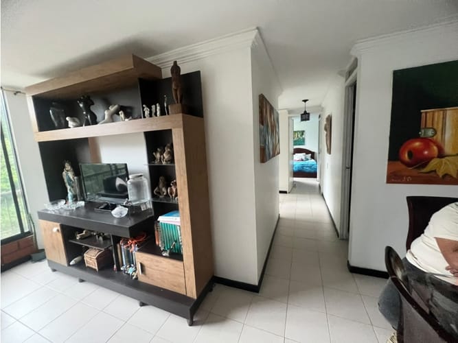Apartamento de 3 alcobas en venta en Belén, Medellín, 64 m² · foto 3 de 24