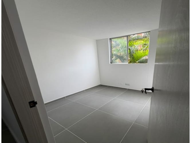 Apartamento de 3 alcobas en venta en Belén Rincón, Medellín, 57 m² · foto 4 de 20
