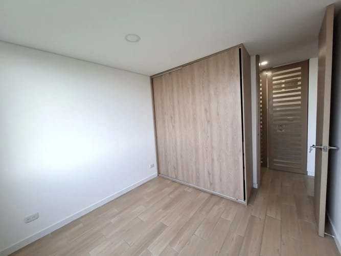 Apartamento de 1 alcoba en arriendo en Centro Comercial Mazuren, Bogotá, 30 m² · foto 8 de 20