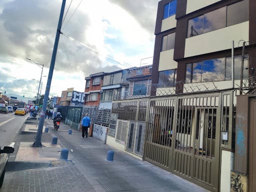 Apartaestudio en arriendo en Santa Isabel, Bogotá, 68 m² · foto 2 de 20