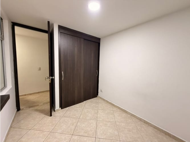 Apartamento de 3 alcobas en arriendo en Calle Larga, Itagüí, 72 m² · foto 4 de 22