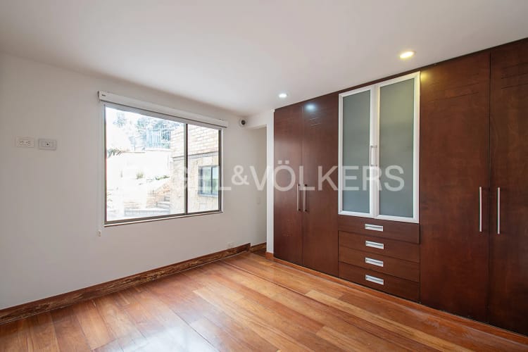 Casa de 3 alcobas en venta en Cerros De Suba, Bogotá, 268 m² · foto 18 de 20
