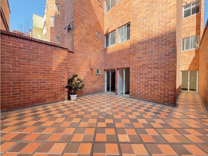 Apartamento de 3 alcobas en venta en Naranjal, Medellín, 150 m² · foto 7 de 18