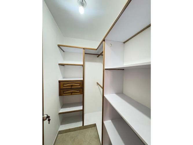 Apartamento de 3 alcobas en venta en Naranjal, Medellín, 150 m² · foto 13 de 18