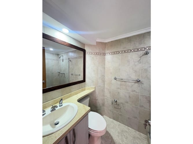 Apartamento de 3 alcobas en venta en Naranjal, Medellín, 150 m² · foto 14 de 18