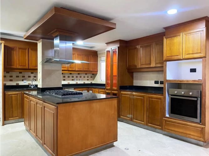 Casa de 4 alcobas en venta en Cola Del Zorro, Medellín, 370 m² · foto 6 de 17