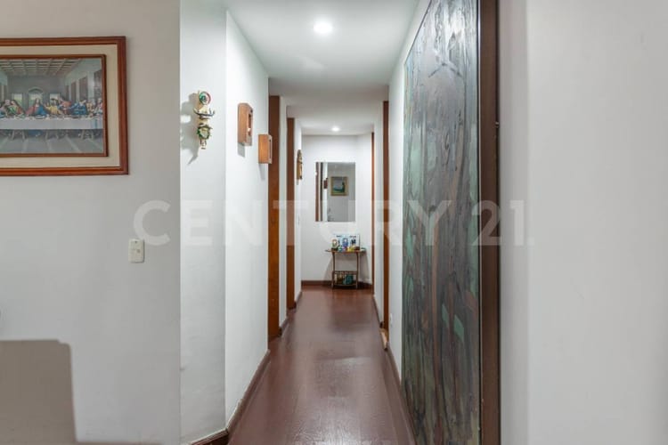 Apartamento de 3 alcobas en venta en Bella Suiza, Bogotá, 120 m² · foto 4 de 21