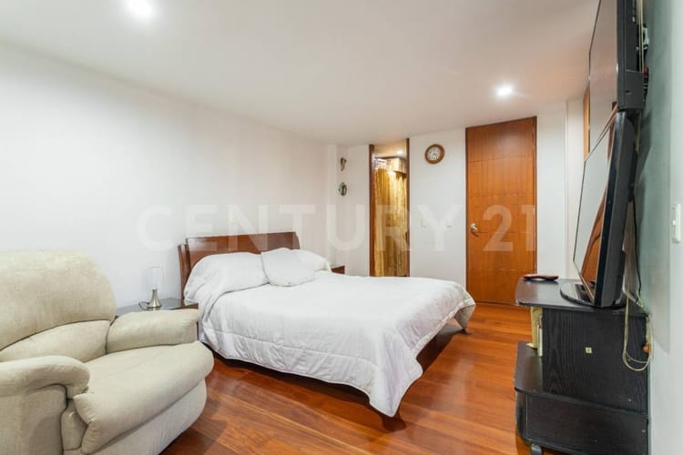 Apartamento de 3 alcobas en venta en Bella Suiza, Bogotá, 120 m² · foto 12 de 21