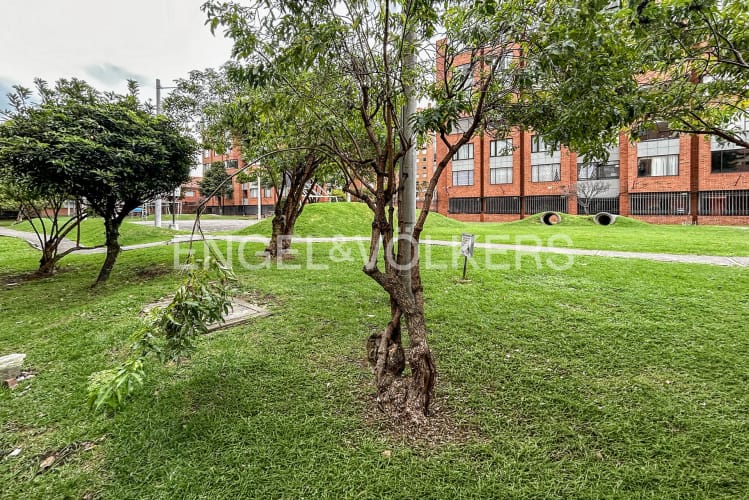 Apartamento de 3 alcobas en venta en Colina Campestre, Bogotá, 129 m² · foto 20 de 20