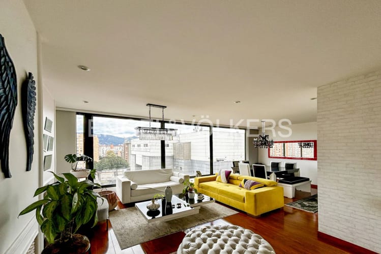 Apartamento de 3 alcobas en venta en Colina Campestre, Bogotá, 129 m² · foto 2 de 20