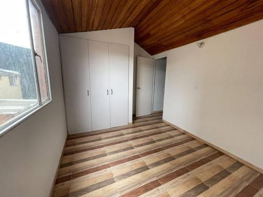Casa de 4 alcobas en venta en Villas De Granada, Bogotá, 94 m² · foto 9 de 24