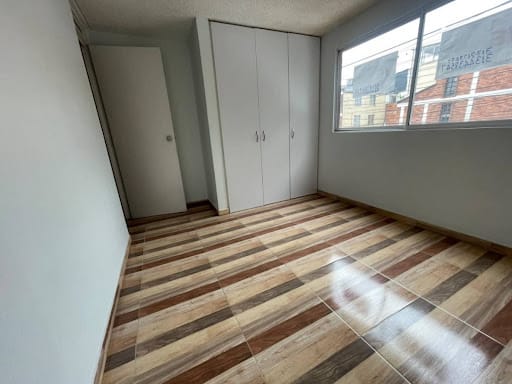 Casa de 4 alcobas en venta en Villas De Granada, Bogotá, 94 m² · foto 13 de 24