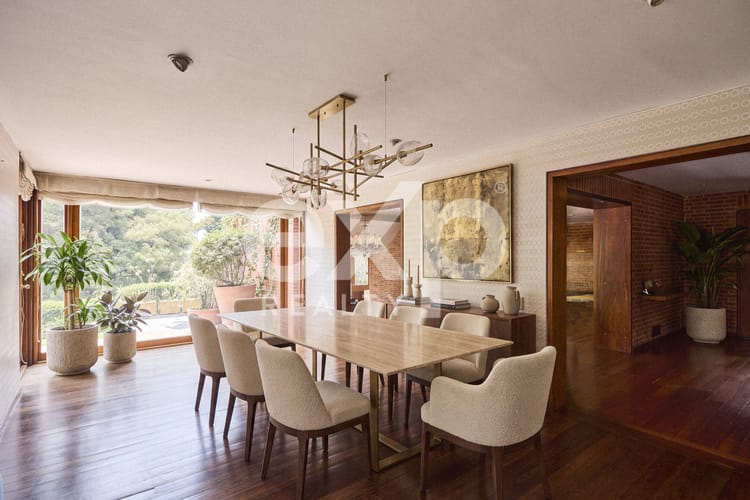 Casa de 4 alcobas en venta en Los Rosales, Bogotá, 591 m² · foto 8 de 21