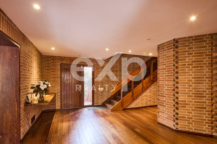 Casa de 4 alcobas en venta en Los Rosales, Bogotá, 591 m² · foto 10 de 21