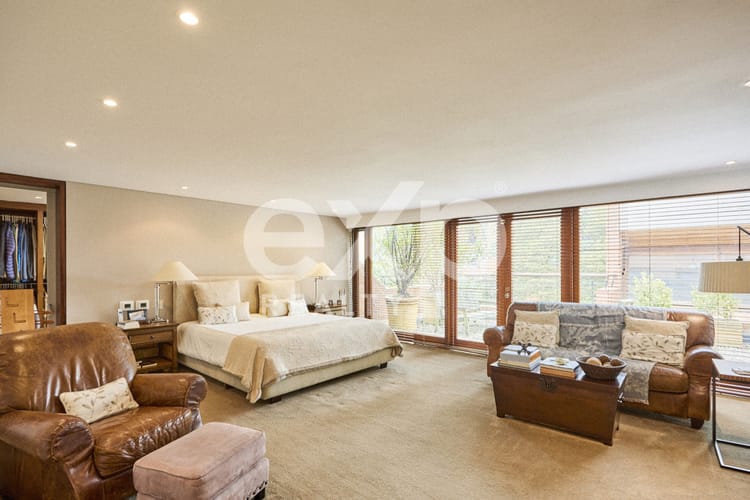 Casa de 4 alcobas en venta en Los Rosales, Bogotá, 591 m² · foto 11 de 21
