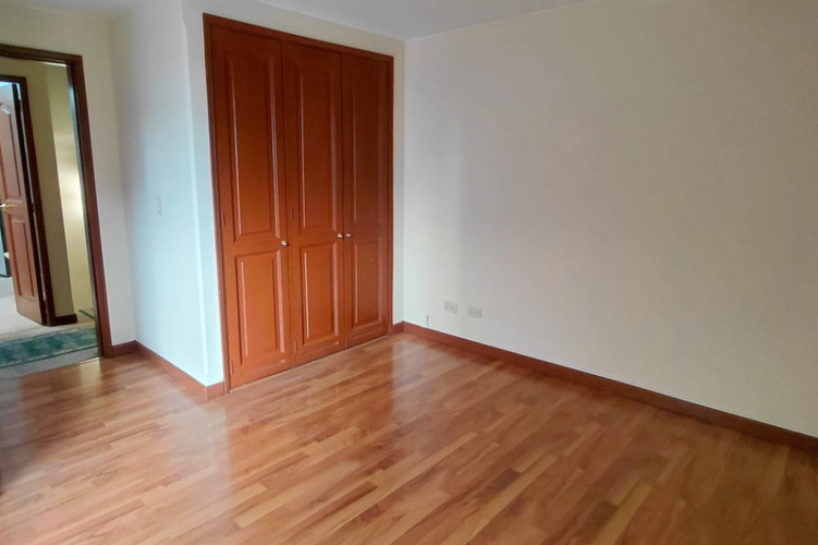 Apartamento de 4 alcobas en venta en Quinta Paredes, Bogotá, 160 m² · foto 21 de 24