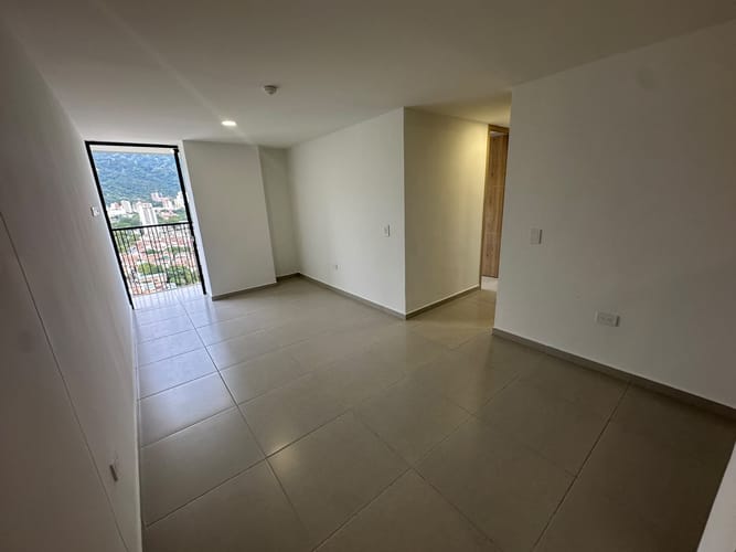 Apartamento de 3 alcobas en arriendo en Versalles, Floridablanca, 75 m² · foto 4 de 21