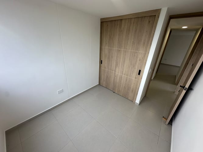 Apartamento de 3 alcobas en arriendo en Versalles, Floridablanca, 75 m² · foto 9 de 21