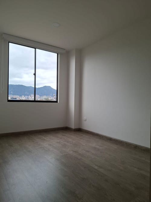 Apartamento de 2 alcobas en arriendo en Simon Bolivar, Bogotá, 42 m² · foto 2 de 24