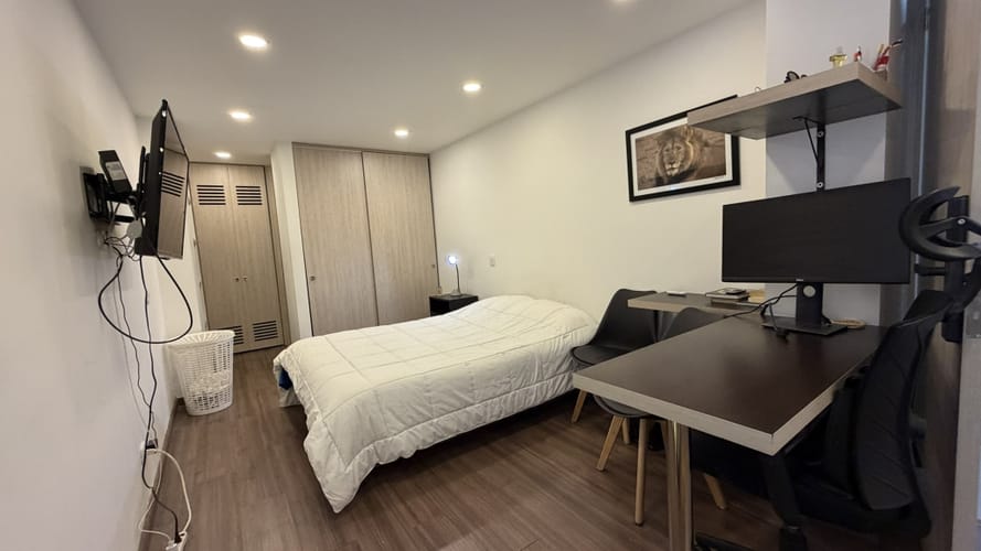 Apartaestudio en venta en Santa Barbara Central, Bogotá, 33 m² · foto 6 de 15