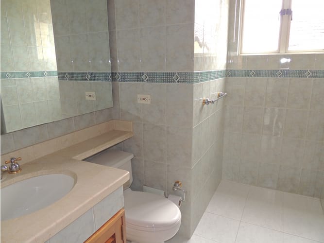 Casa de 5 alcobas en venta en Santa Ana De Chia, Chía, 340 m² · foto 15 de 24