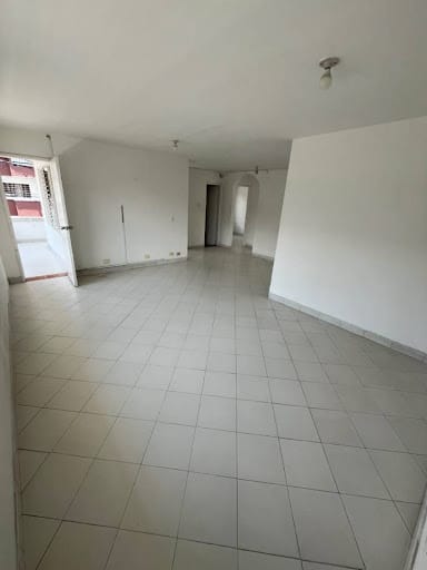 Casa de 4 alcobas en venta en Nueva Villa De Aburrá, Medellín, 112 m² · foto 4 de 24