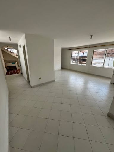 Casa de 4 alcobas en venta en Nueva Villa De Aburrá, Medellín, 112 m² · foto 5 de 24