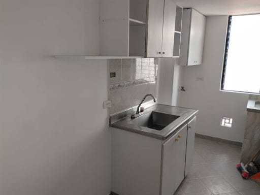 Apartamento de 2 alcobas en arriendo en Cabecera San Antonio De Prado, Medellín, 60 m² · foto 13 de 20