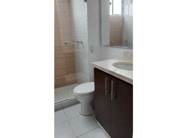 Apartamento de 3 alcobas en venta en Plaza Imperial Centro Comercial, Bogotá, 74 m² · foto 12 de 20
