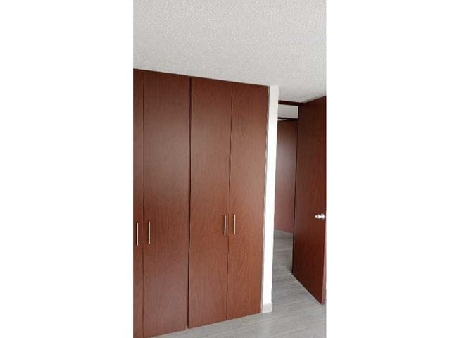 Apartamento de 3 alcobas en venta en Plaza Imperial Centro Comercial, Bogotá, 74 m² · foto 16 de 20