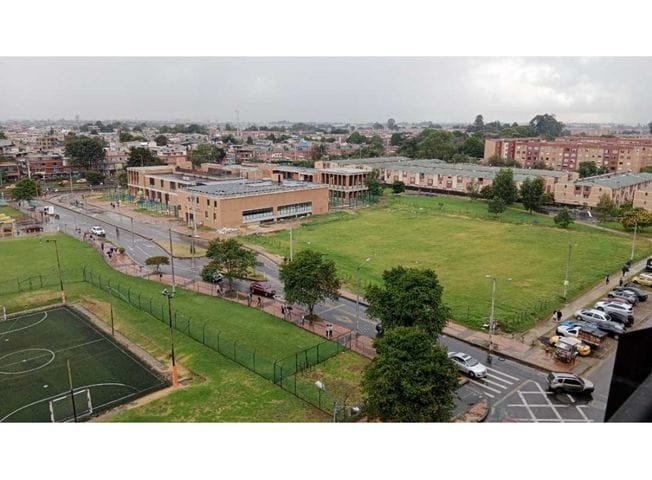 Apartamento de 3 alcobas en venta en Plaza Imperial Centro Comercial, Bogotá, 74 m² · foto 17 de 20