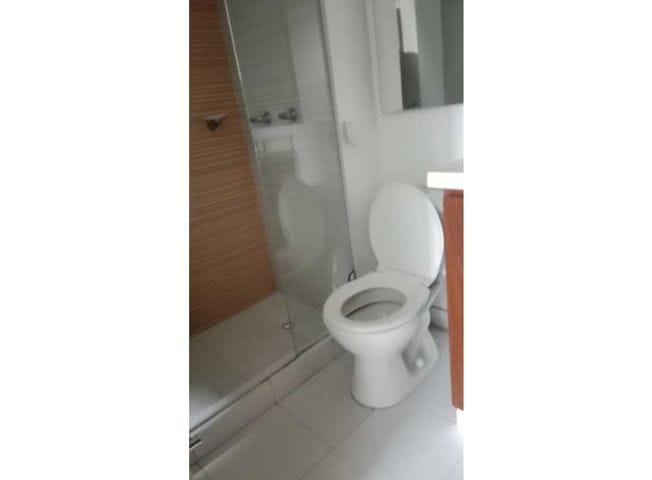 Apartamento de 3 alcobas en venta en Plaza Imperial Centro Comercial, Bogotá, 74 m² · foto 19 de 20