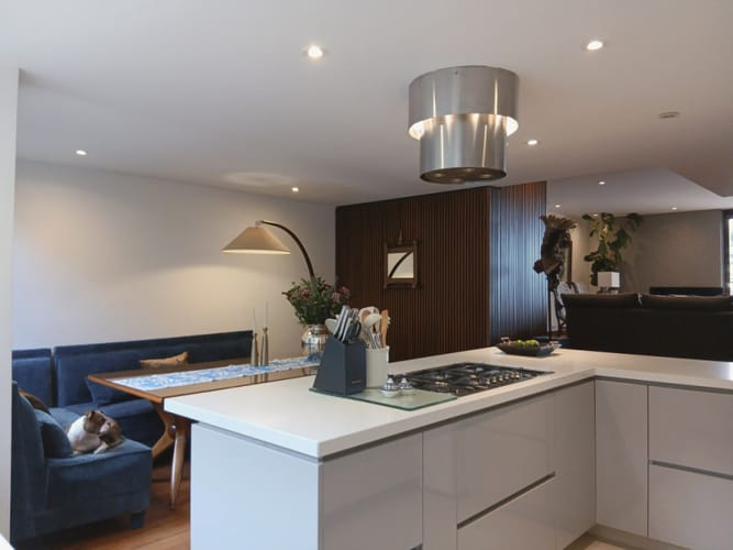 Apartamento de 2 alcobas en venta en Los Rosales, Bogotá, 135 m² · foto 8 de 17