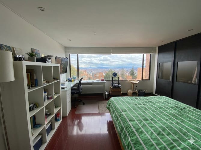 Apartamento de 4 alcobas en venta en Los Rosales, Bogotá, 281 m² · foto 9 de 14