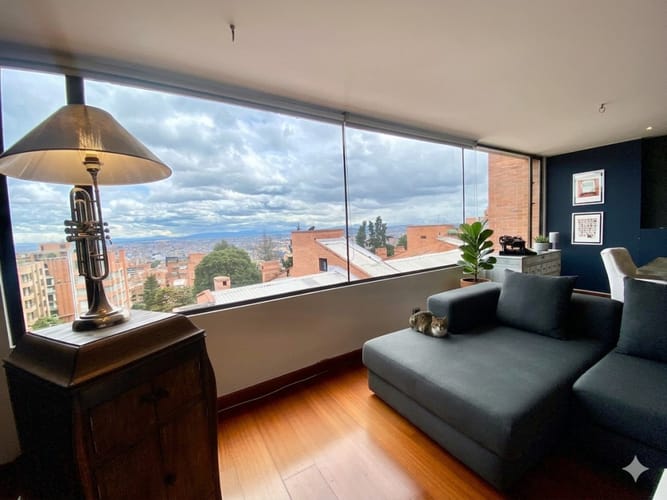 Apartamento de 4 alcobas en venta en Los Rosales, Bogotá, 281 m² · foto 12 de 14