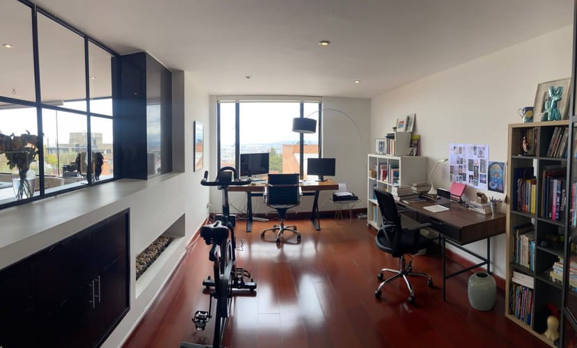 Apartamento de 4 alcobas en venta en Los Rosales, Bogotá, 281 m² · foto 16 de 24
