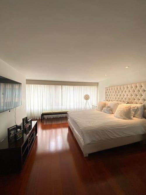 Apartamento de 4 alcobas en venta en Los Rosales, Bogotá, 281 m² · foto 24 de 24