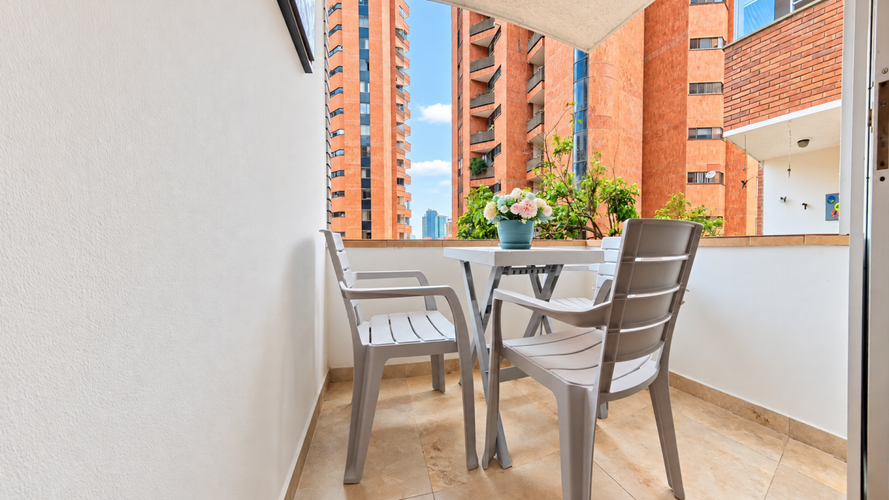 Apartamento de 3 alcobas en venta en Cabecera Del Llano, Bucaramanga, 99 m² · foto 4 de 16