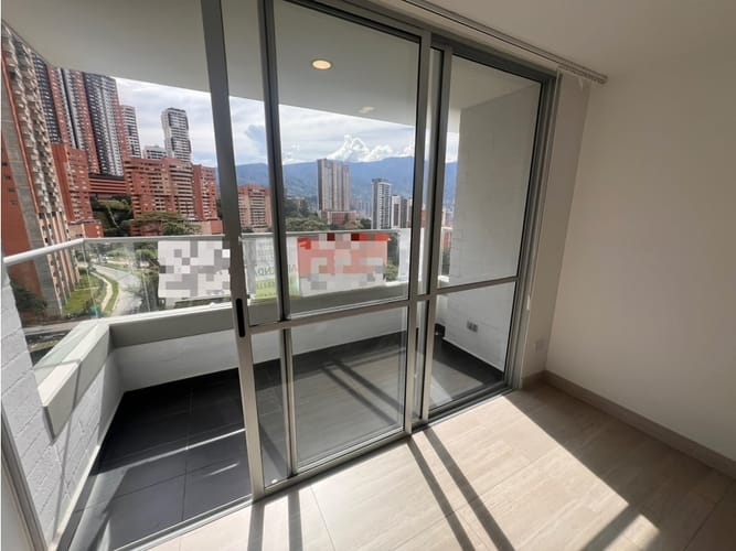 Apartamento de 3 alcobas en arriendo en Las Lomitas, Sabaneta, 85 m² · foto 7 de 24