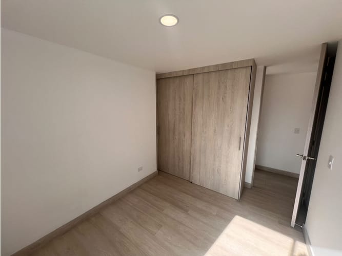 Apartamento de 3 alcobas en arriendo en Las Lomitas, Sabaneta, 85 m² · foto 9 de 24