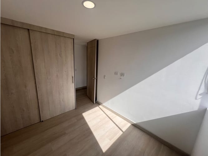 Apartamento de 3 alcobas en arriendo en Las Lomitas, Sabaneta, 85 m² · foto 10 de 24