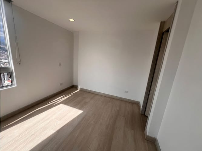 Apartamento de 3 alcobas en arriendo en Las Lomitas, Sabaneta, 85 m² · foto 13 de 24
